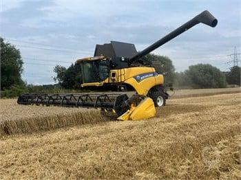 2012 NEW HOLLAND CR9090